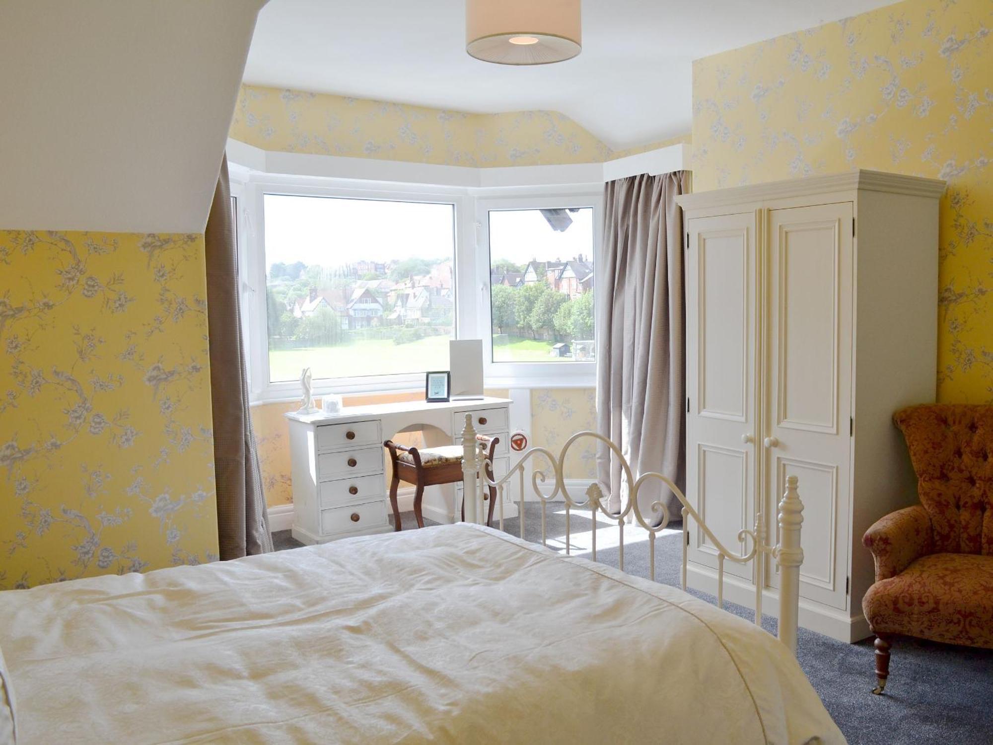 South Cliff Sands II Скарборо Экстерьер фото